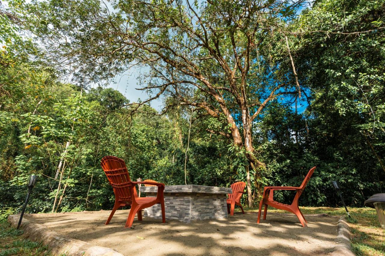 Drake Bay River View 외부 사진